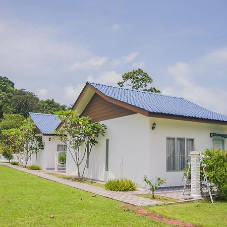 Halcyon Days @ Langkawi Apartment Pantai Cenang  Bagian luar foto
